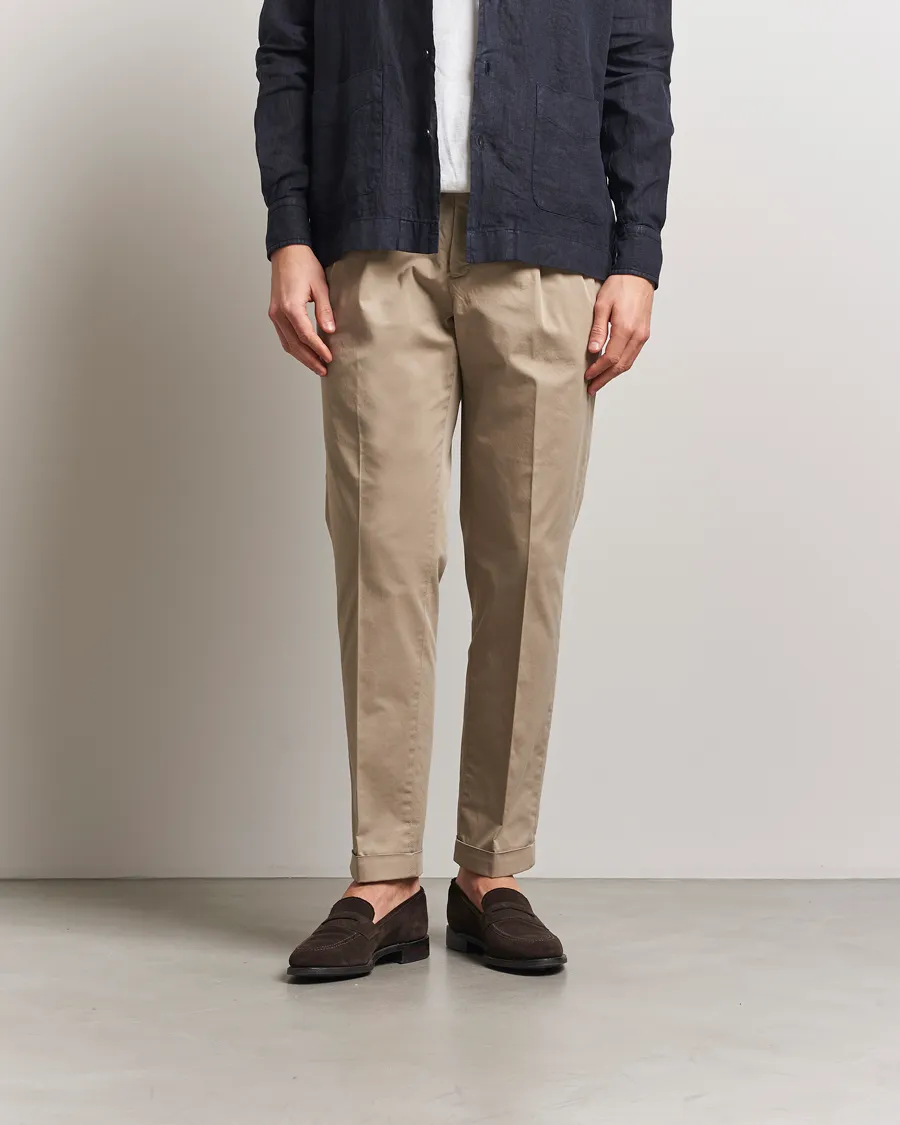 Easy Fit Pleated Cotton Stretch Chino Taupe